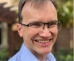 Andy Groves, PhD, has received a one-year grant award from the Hearing Health Foundation